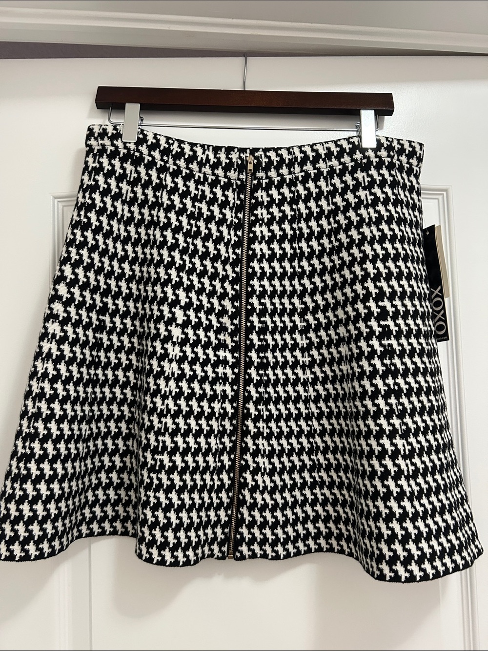 XOXO Black & White Houndstooth Skater Skirt with Front Zip